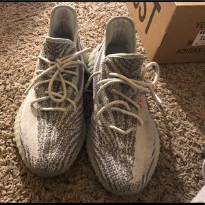 Yeezy 350 v2 blue tint